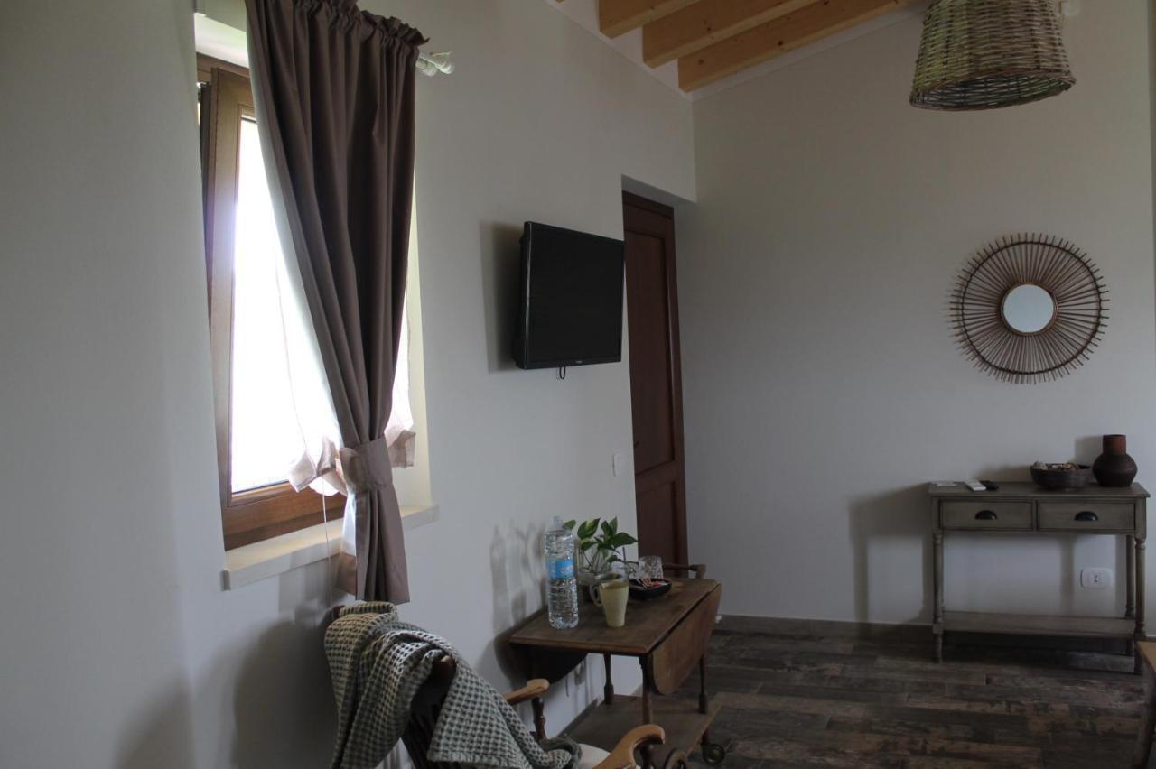 Agriturismo B&B Le Casette Sul Garda Cavaion Veronese Dış mekan fotoğraf