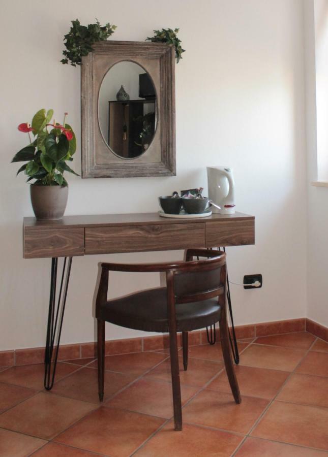 Agriturismo B&B Le Casette Sul Garda Cavaion Veronese Dış mekan fotoğraf